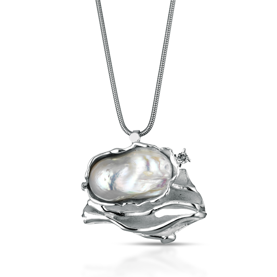  Silver pendant with pearl and topaz