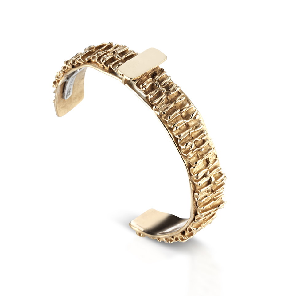  Bronze bracelet
